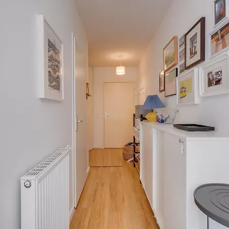 L'esprit Lumiere - Au Pied Des Quais *